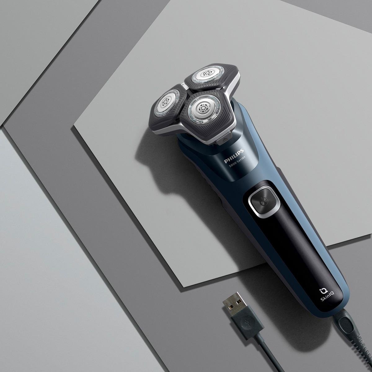 Afeitadora eléctrica SkinIQ Series 5000 uso en seco y húmedo  S5880/20