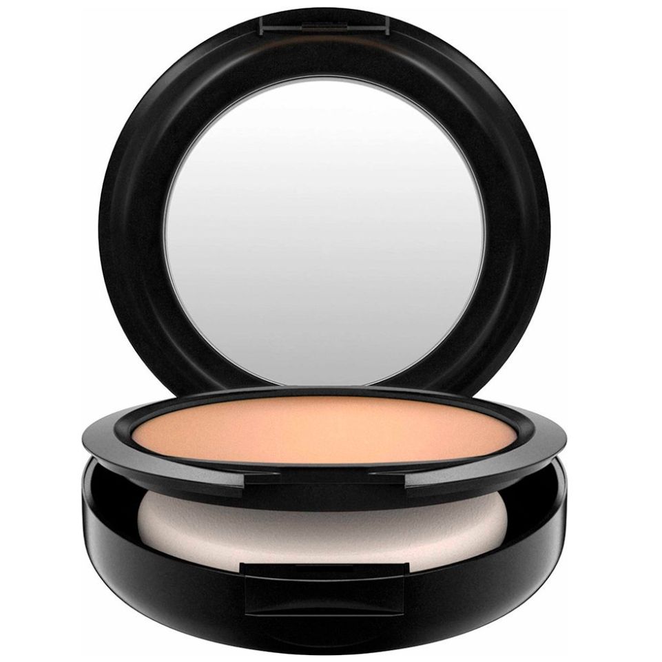 Base de Maquillaje MAC Studio Fix Powder Plus Foundation Nw25