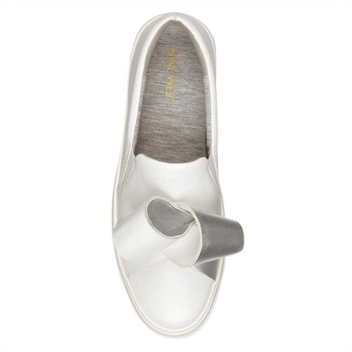 Tenis Blanco con Moño Nine West