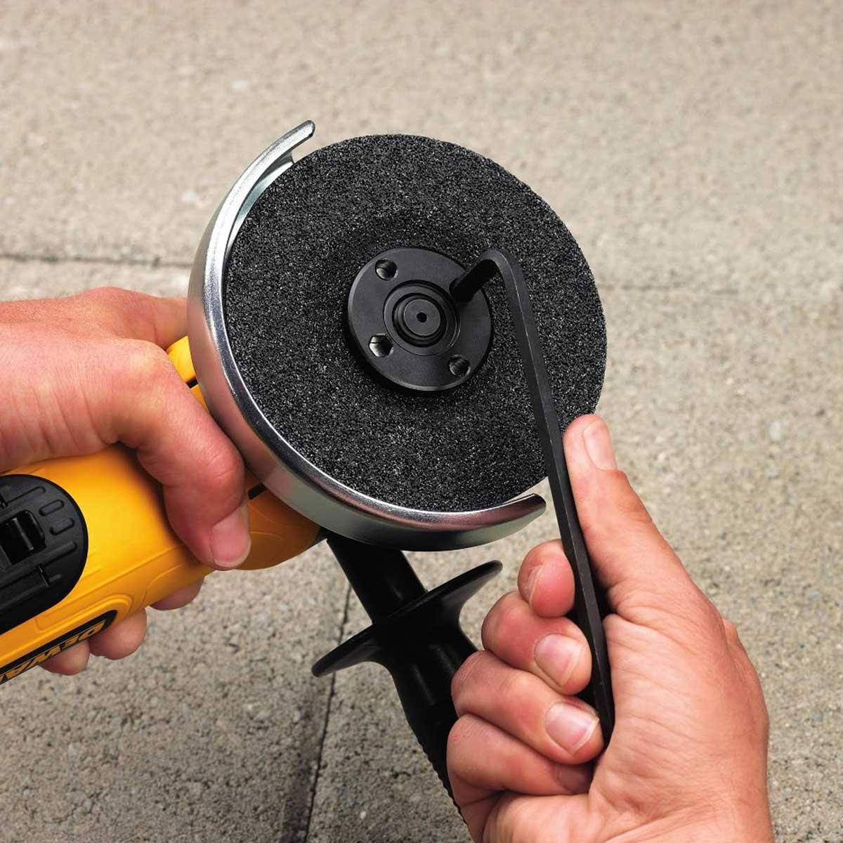 Esmeriladora Angular 4-1/2" Dwe4120X-B3 Dewalt