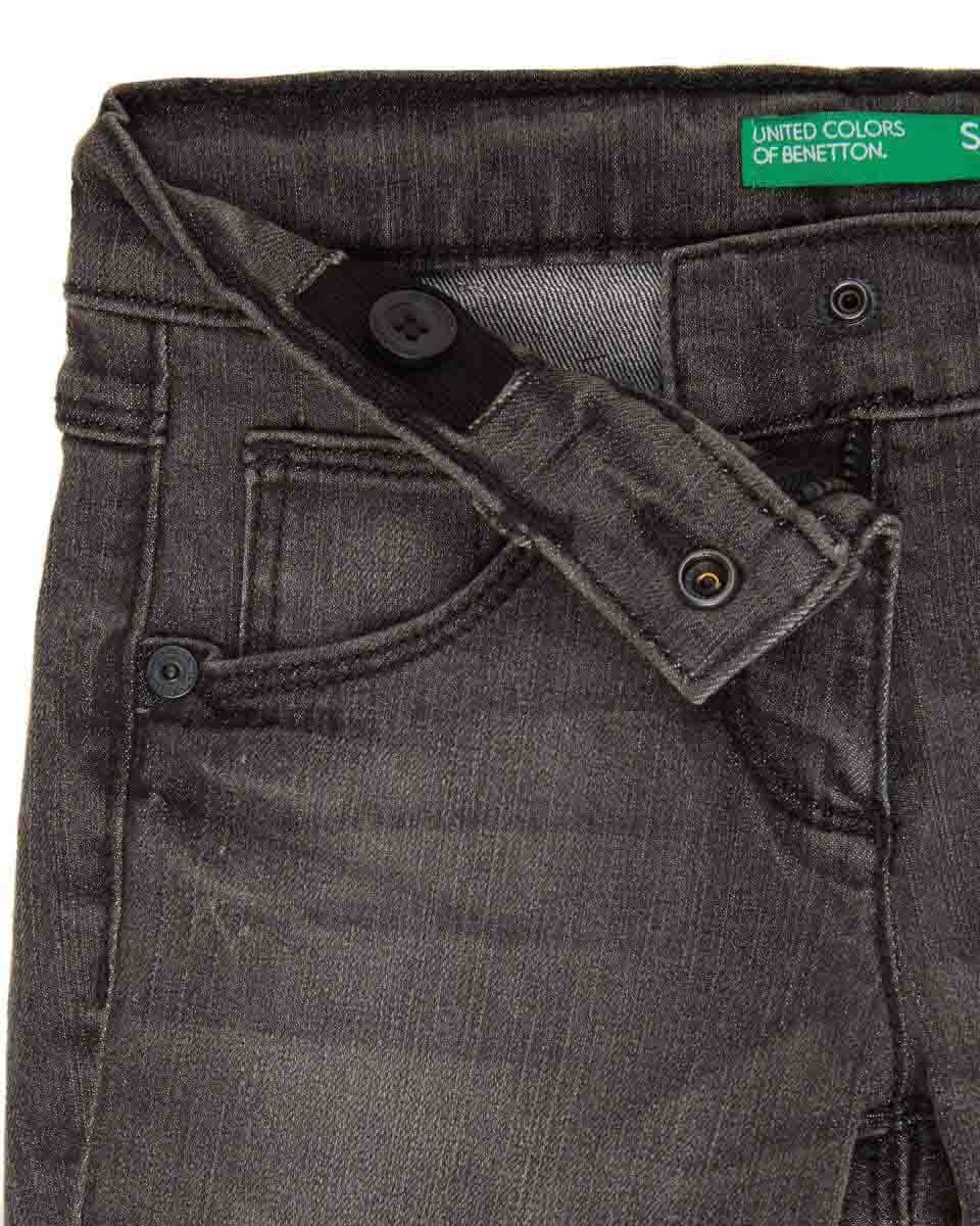 Jeans Color Negro Benetton