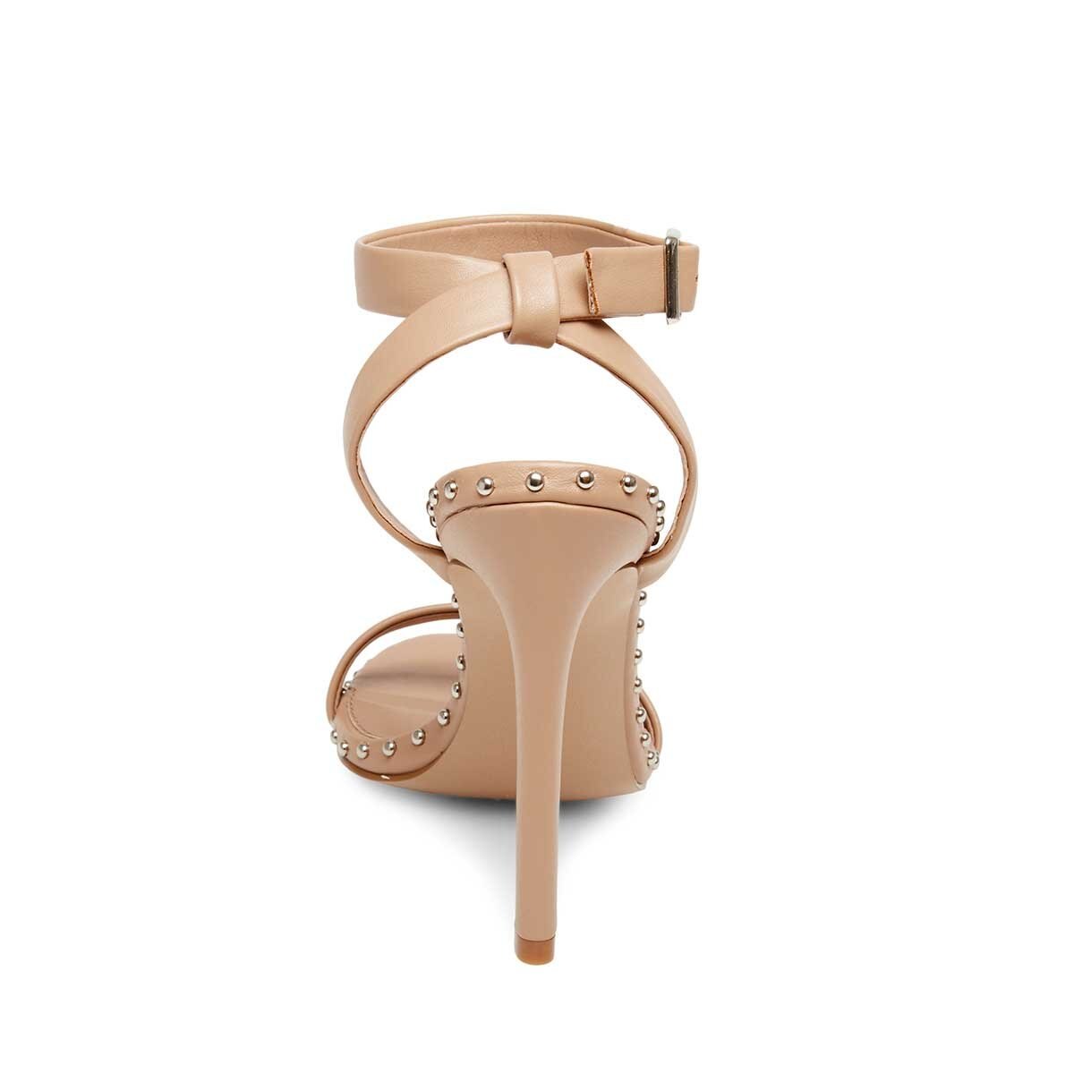 Sandalia Beige con Estoperoles Steve Madden