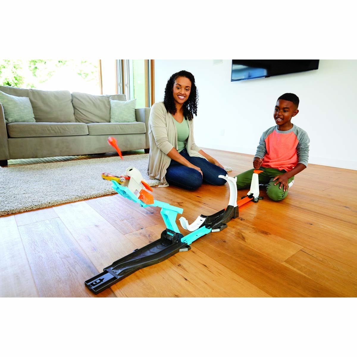 Hot Wheels Reto Lanzamiento de Cohete Mattel