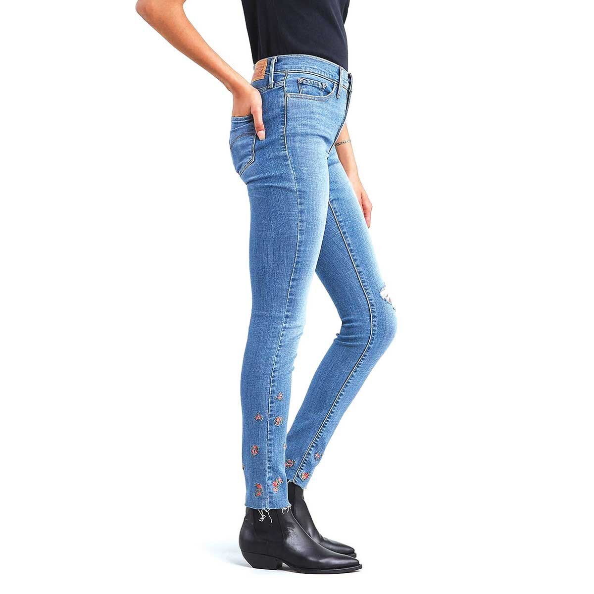 Jeans 311 Shaping Skinny Levis