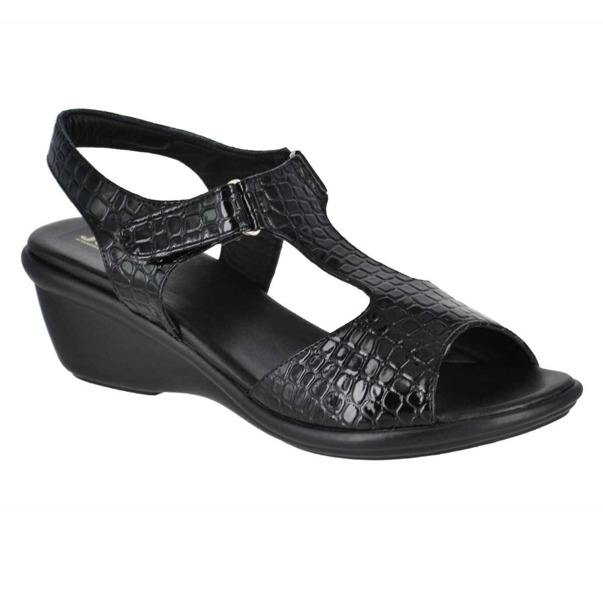 Sandalia Negra en T con Ajuste Velcro Joyce