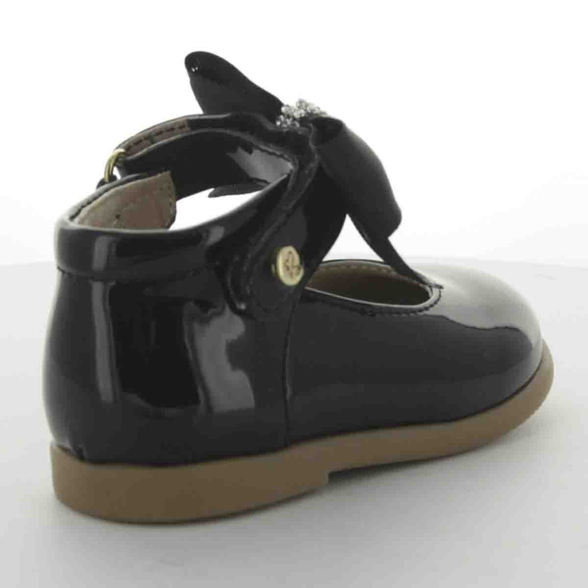 Zapato Charol Moño en Velcro Chabelo