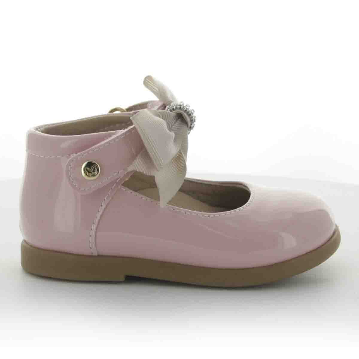 Zapato Charol Moño en Velcro Chabelo