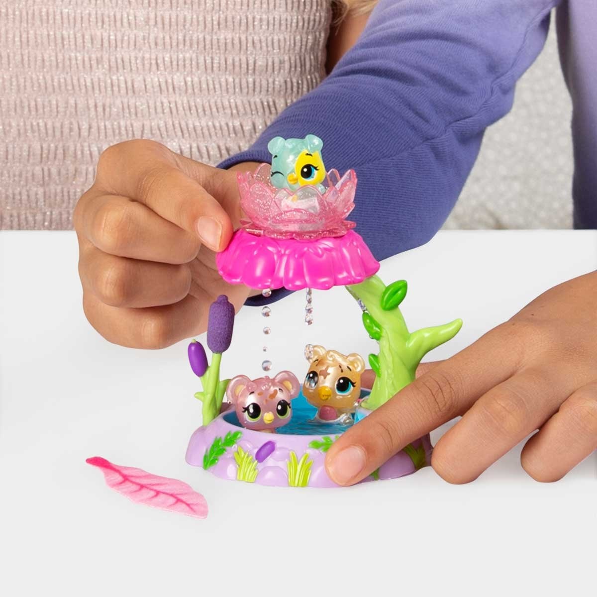 Hatchimals Set de Juego Ducha de Flores Marnas Spin Master