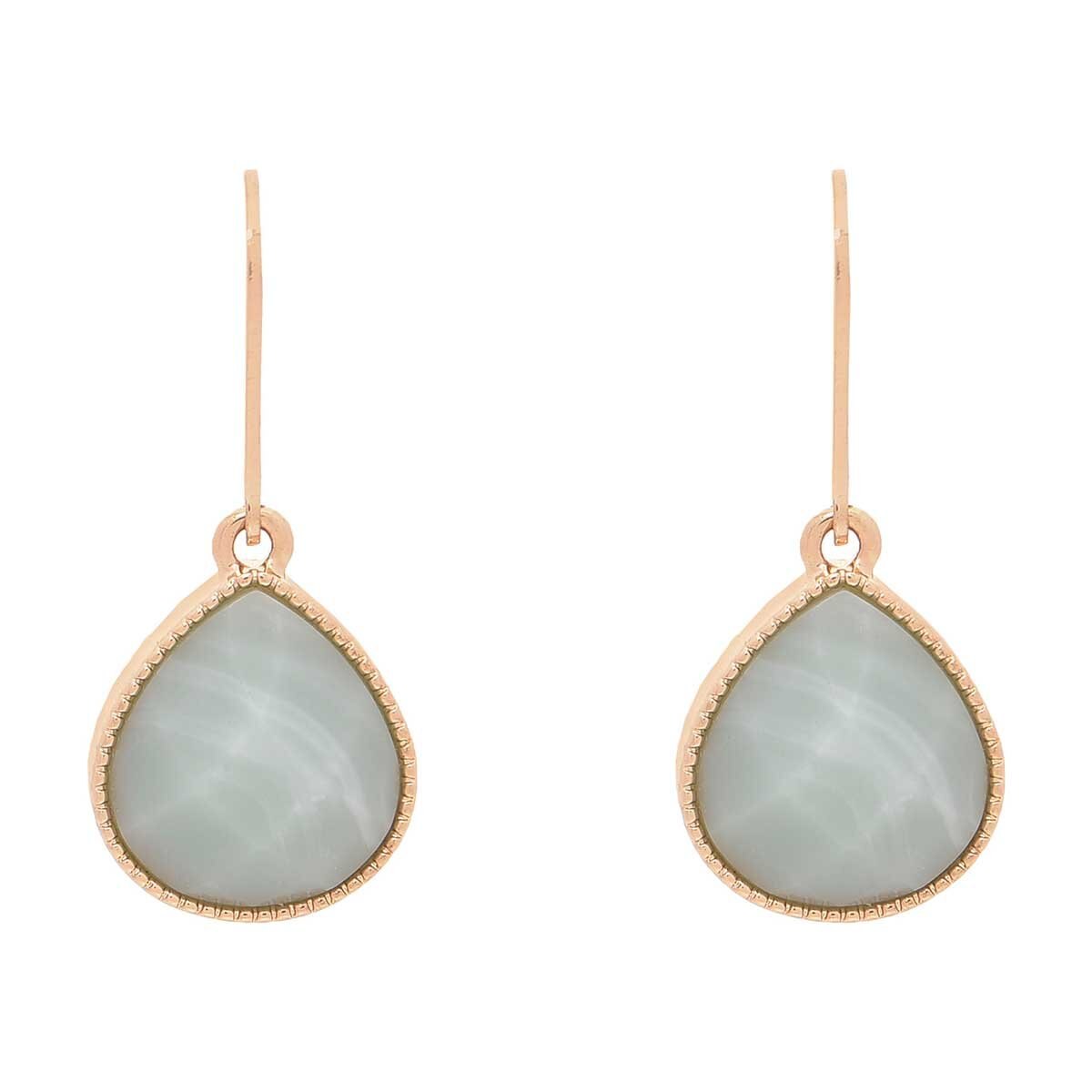 Aretes Color Dorado en Acabado Pulido con Resina Napier