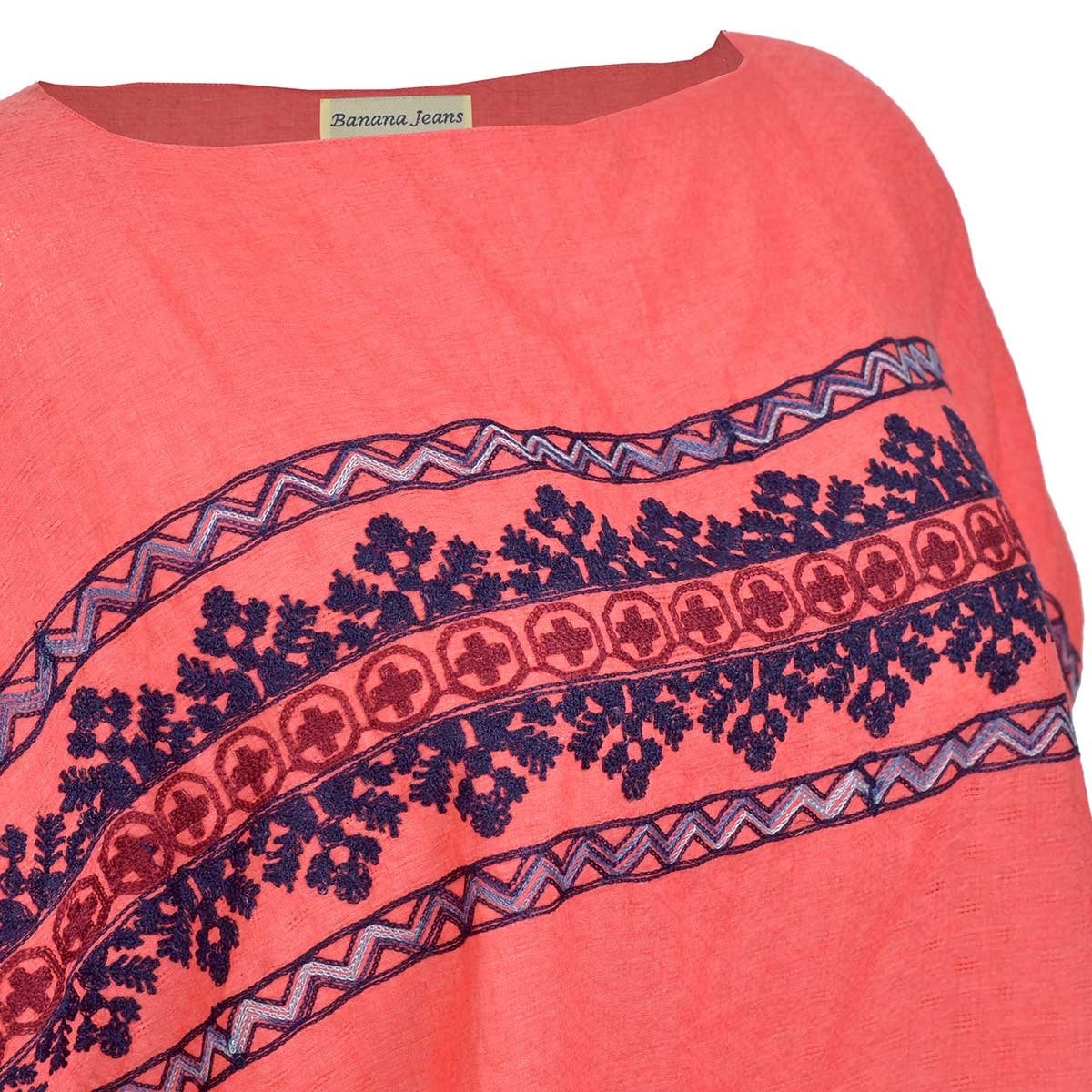 Blusa para Dama Mariposa con Bordado Banana Jeans