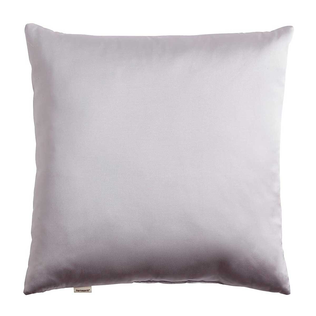 Cojín Charlotte Faux Silk Gray Pier 1 Imports