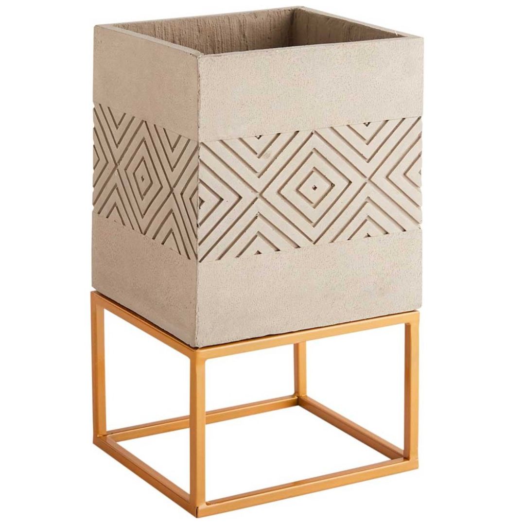 Maceta con Stand Concrete Etched Pier 1 Imports