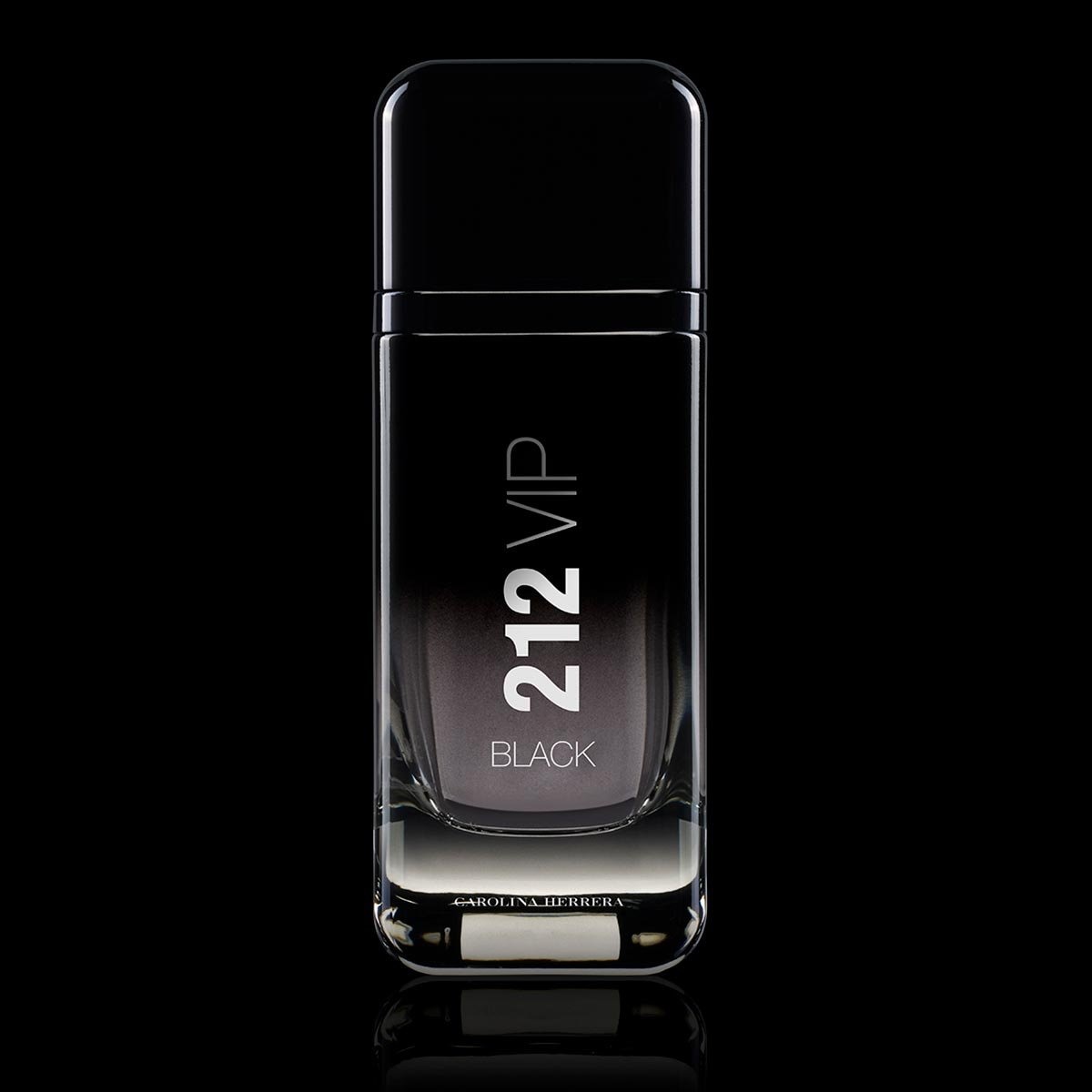 Fragancia para Caballero Carolina Herrera 212 Vip Black Edp 200Ml