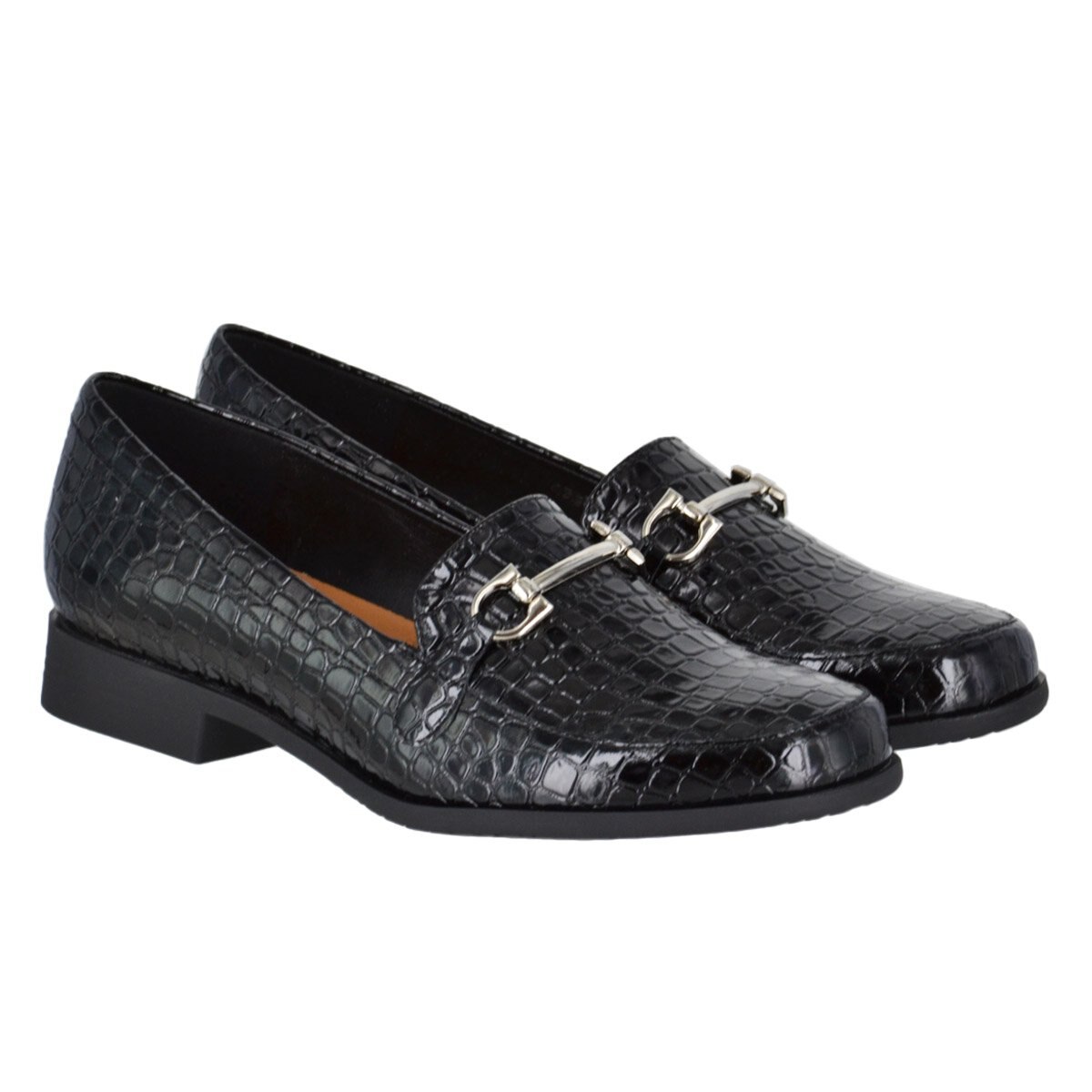 Mocasín Textura Croco con Herraje Color Negro Joyce