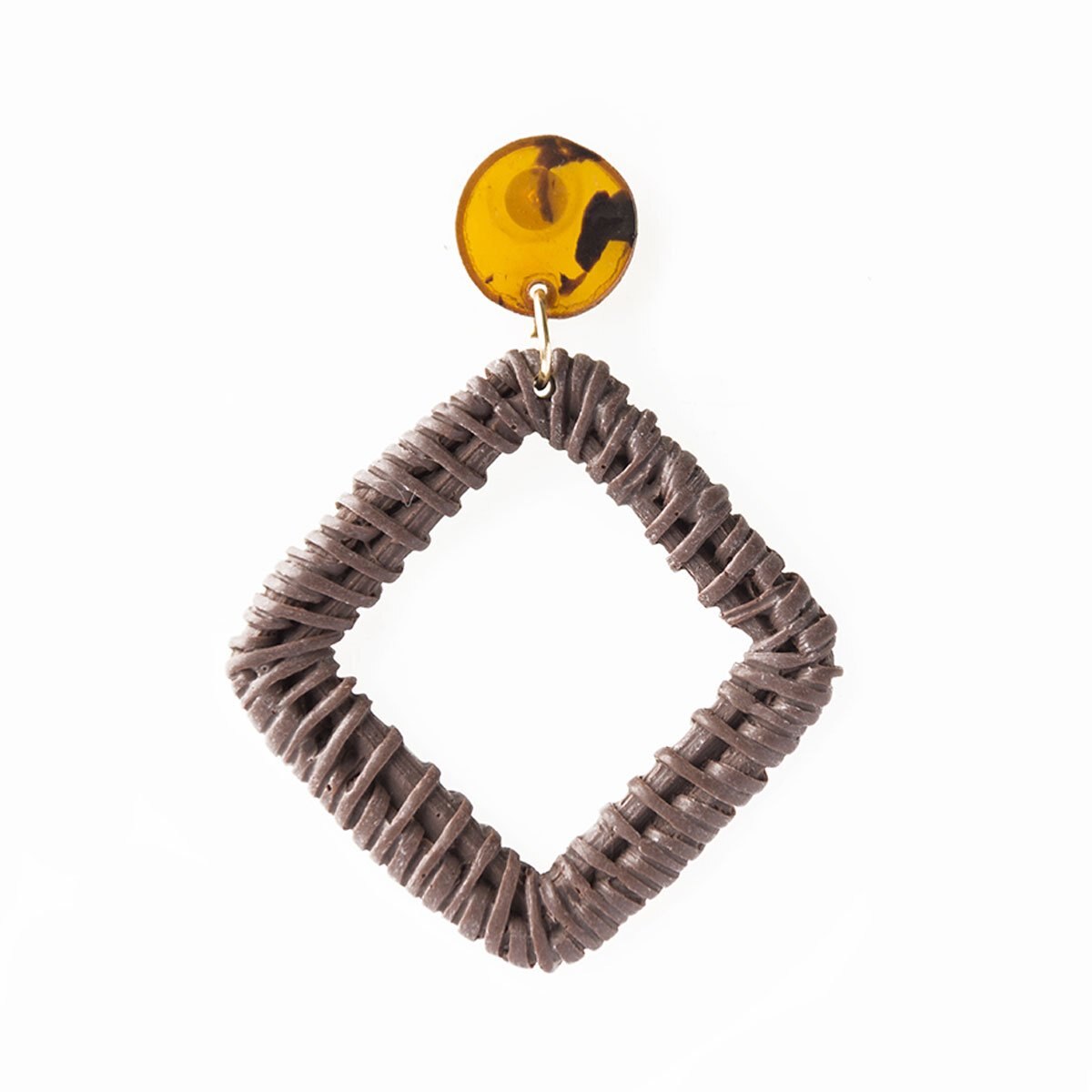 Aretes Rombos Tejidos Café Wonder Charms