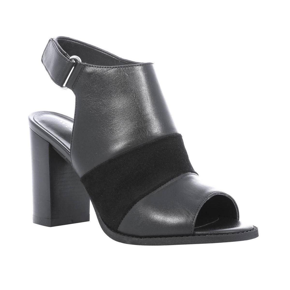 Shootie de Tacón Ancho Color Negro Westies
