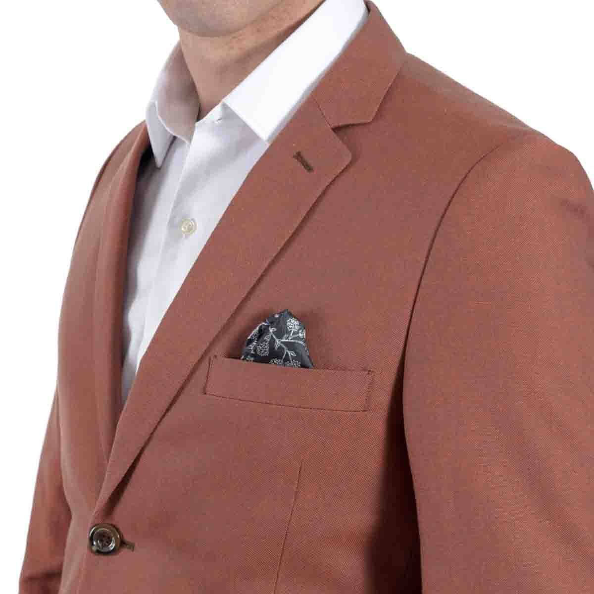 Saco Rojo Obscuro R2B Spin 2A Slim Fit Carlo Corinto