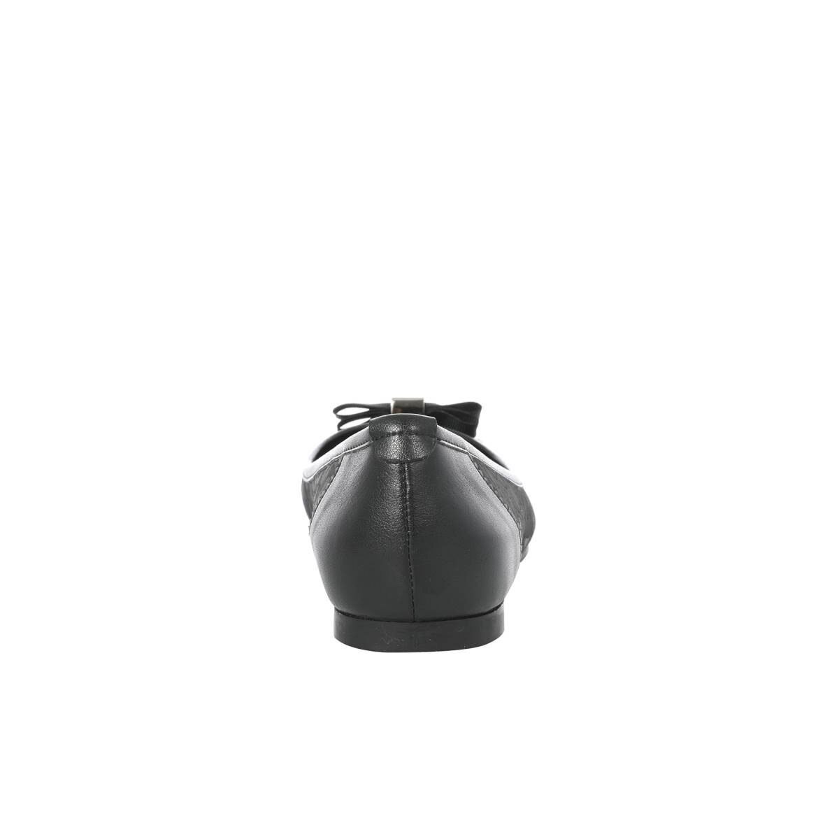 Balerina con Aplicación al Frente Color Negro G By Guess