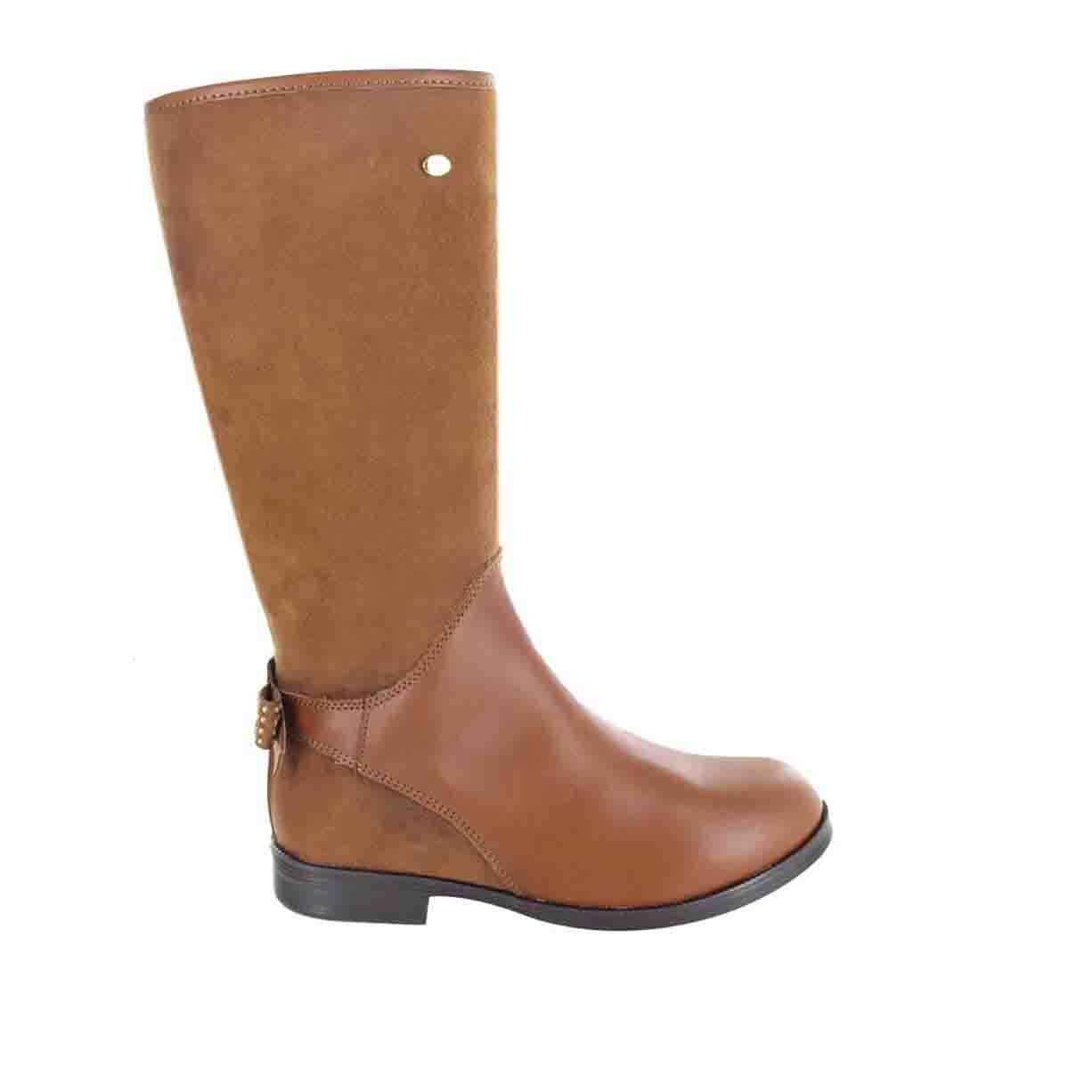 Bota Alta con Moño Atrás Miel Coqueta