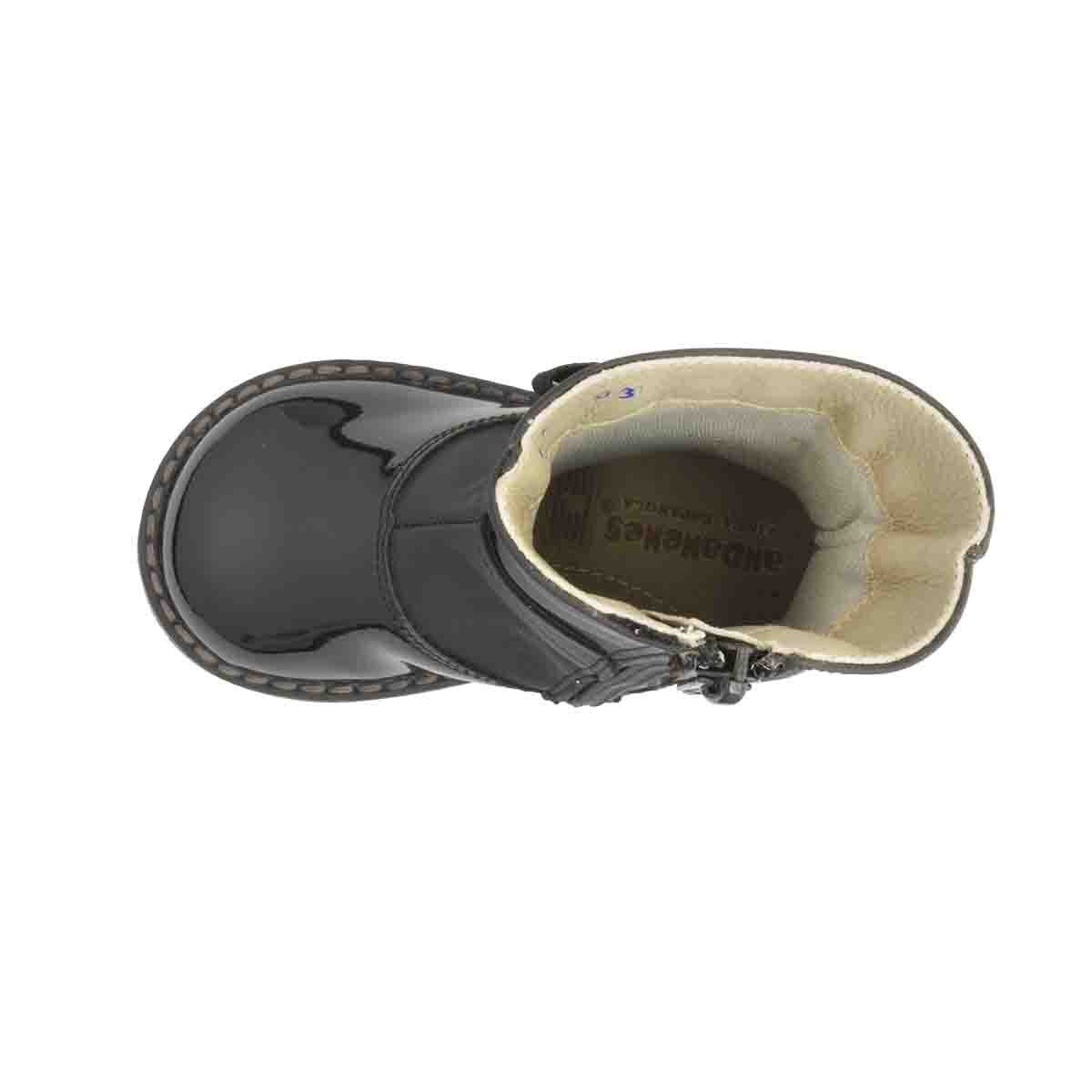 Bota Charol con Moño en Tubo Negro Andanenes
