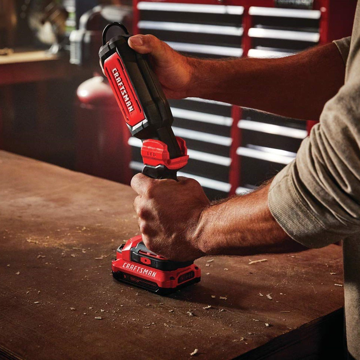 Lámpara Led Inalámbrica para Colgar Craftsman