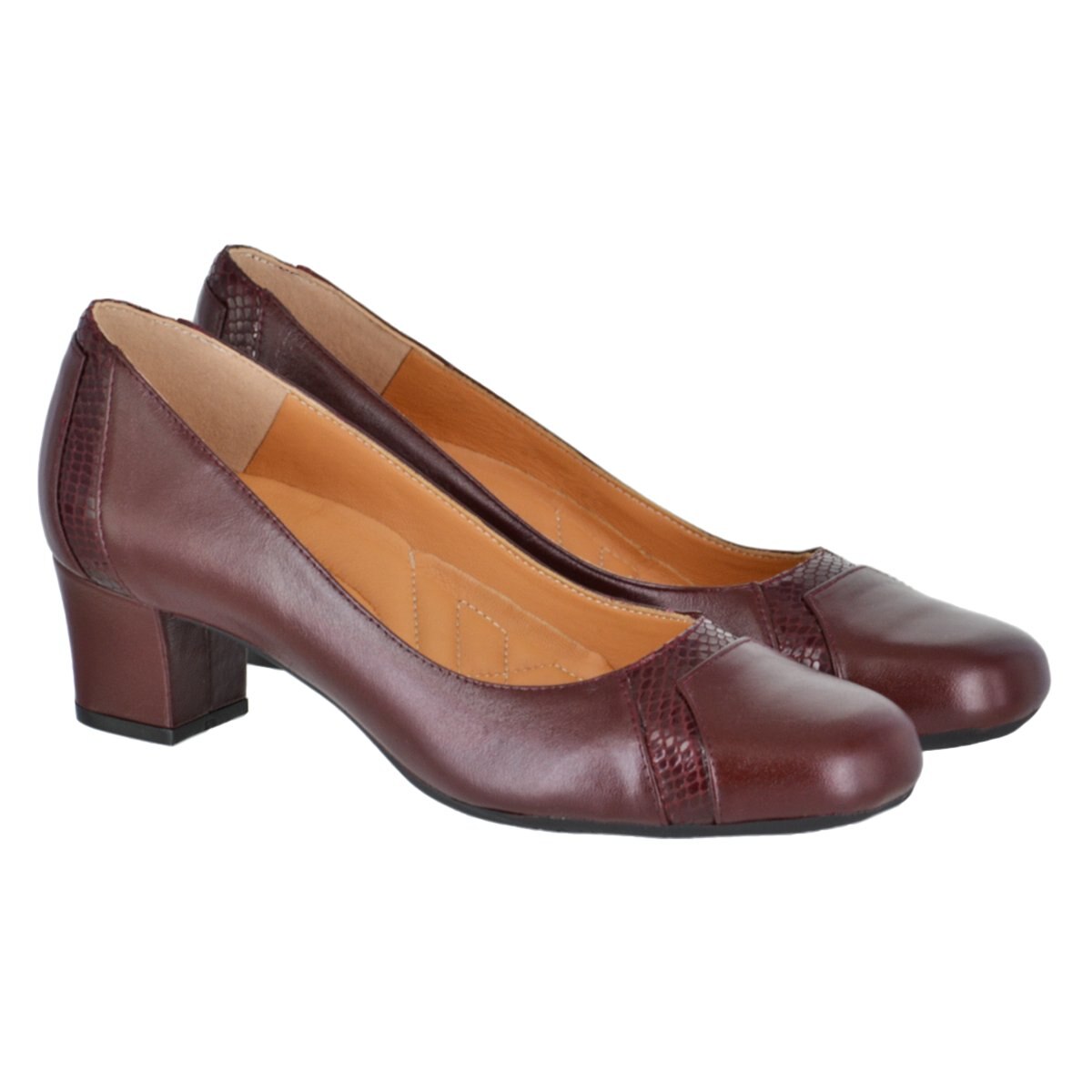 Zapatilla con Puntera Color Vino Joyce