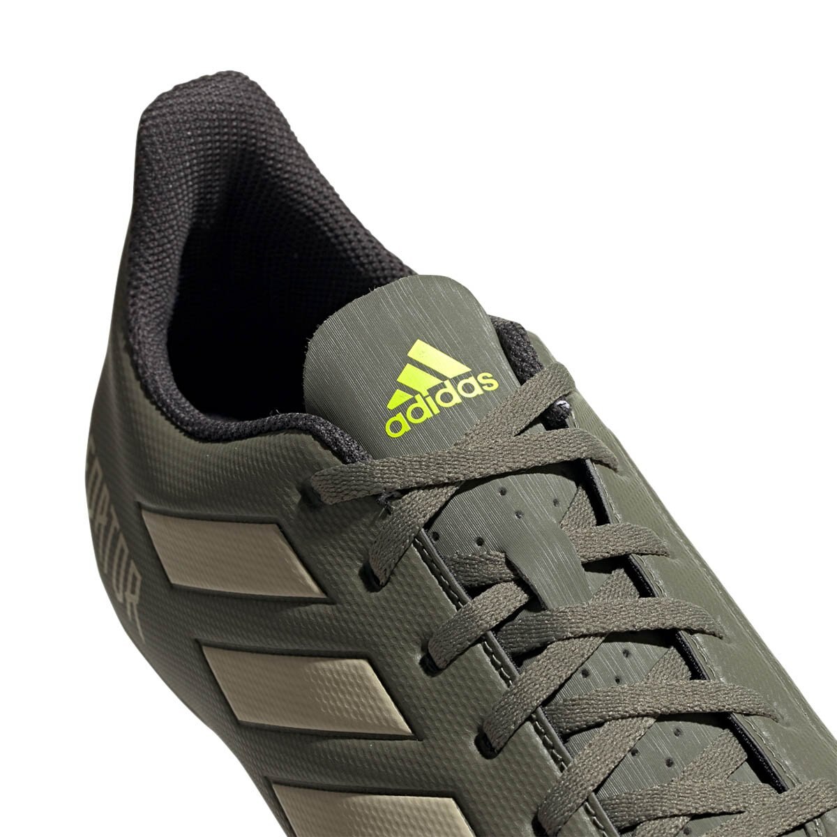 Tenis Soccer Predator 19.4 Fxg Adidas - Caballero