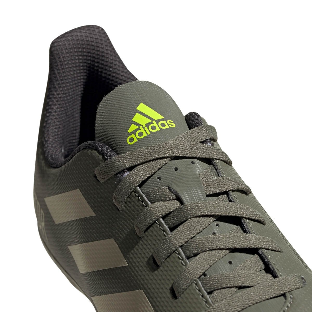 Tenis Soccer Predator 19.4 Fxg Adidas - Caballero