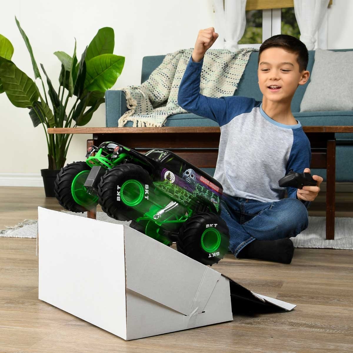 Jam Rc 1:15 Grave Digger Spin Master