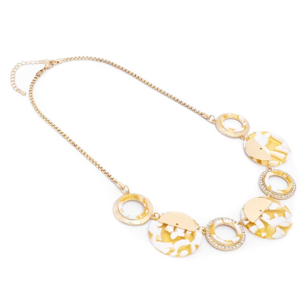 Collar con Diseño en Forma Circulares C2C