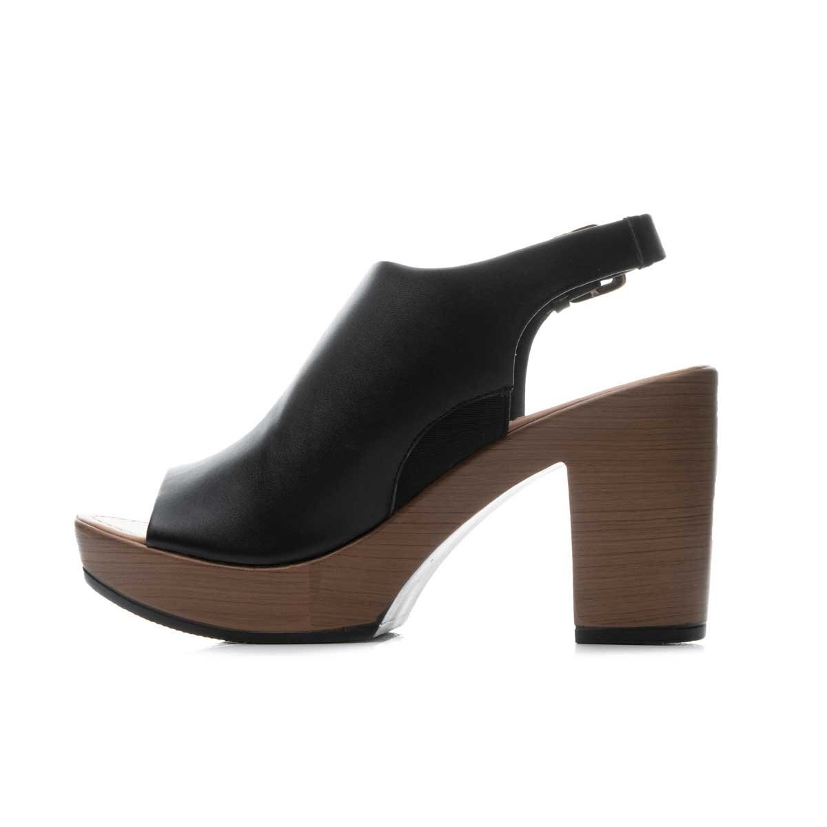 Sandalia con Plataforma Madera Color Negro Xoxo