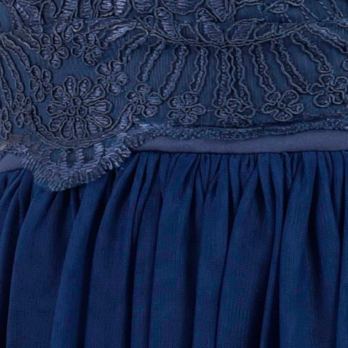 Vestido Corto Talle Halter de Tul Bordado