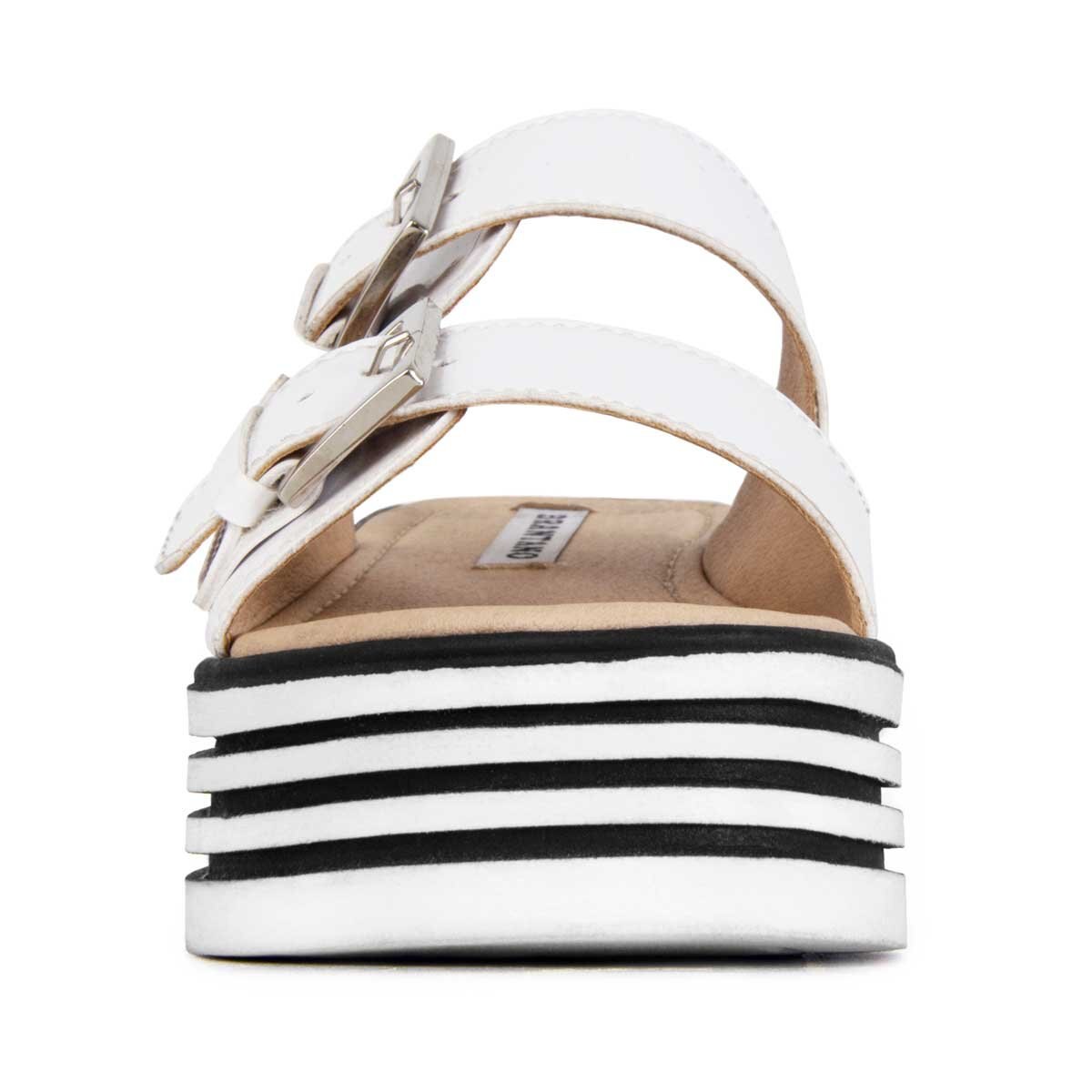 Sandalia Blanca con Plataforma Estilo Brantano