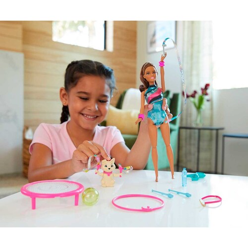 Muñeca Barbie Gimnasta Dreamhouse Adventures