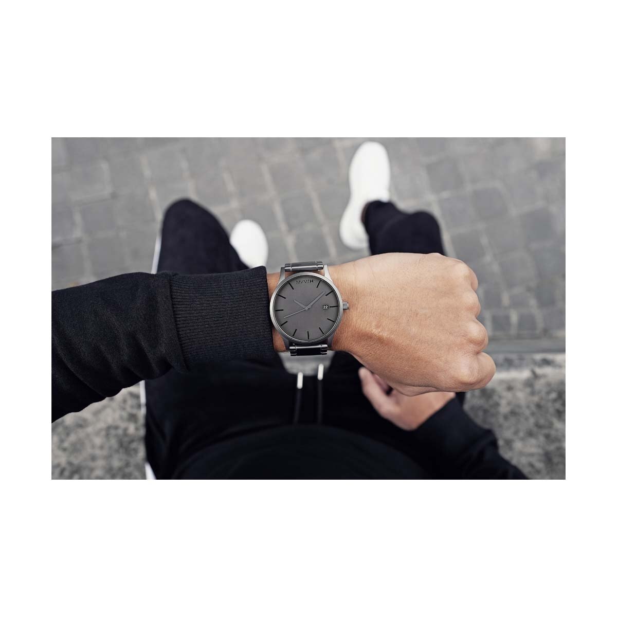 Reloj Plata con Carátula Gris para Caballero Mvmt Classic