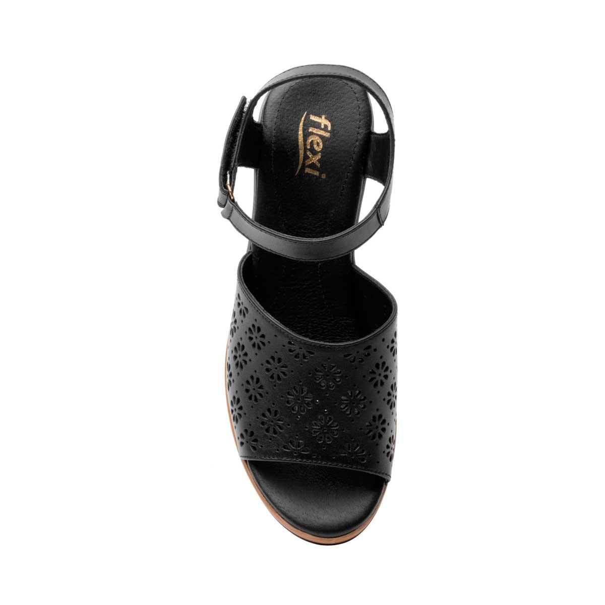 Sandalia Negra con Tira Ancha Flexi