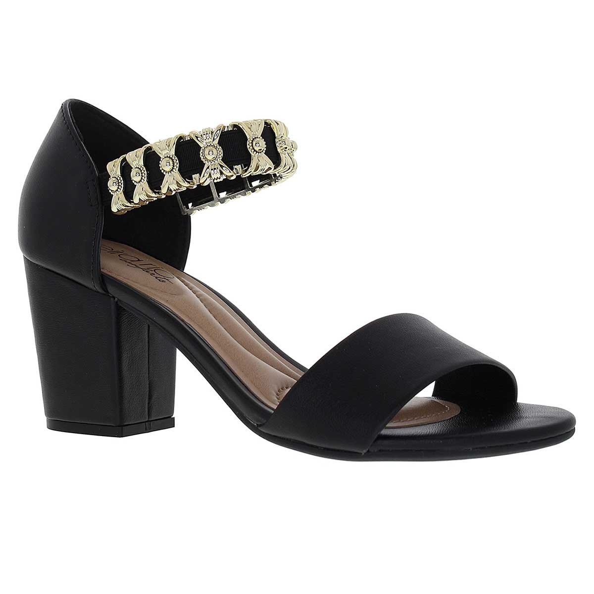 Sandalia Negra con Tacón Y Pulsera Beira Rio