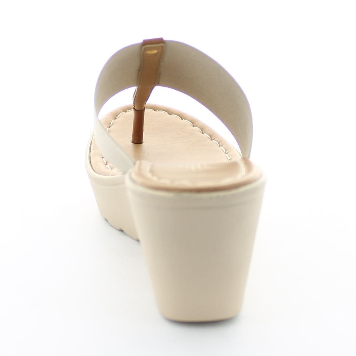 Sandalia Beige Pata de Gallo con Plataforma Gillio