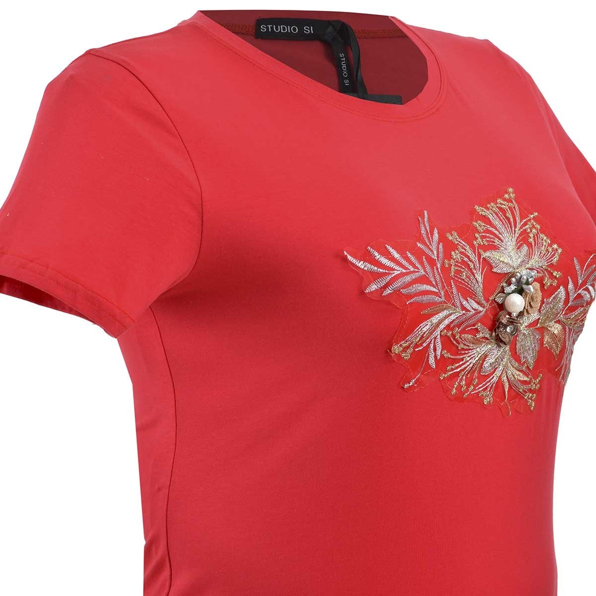 Playera para Dama con Aplicación al Frente Studio si