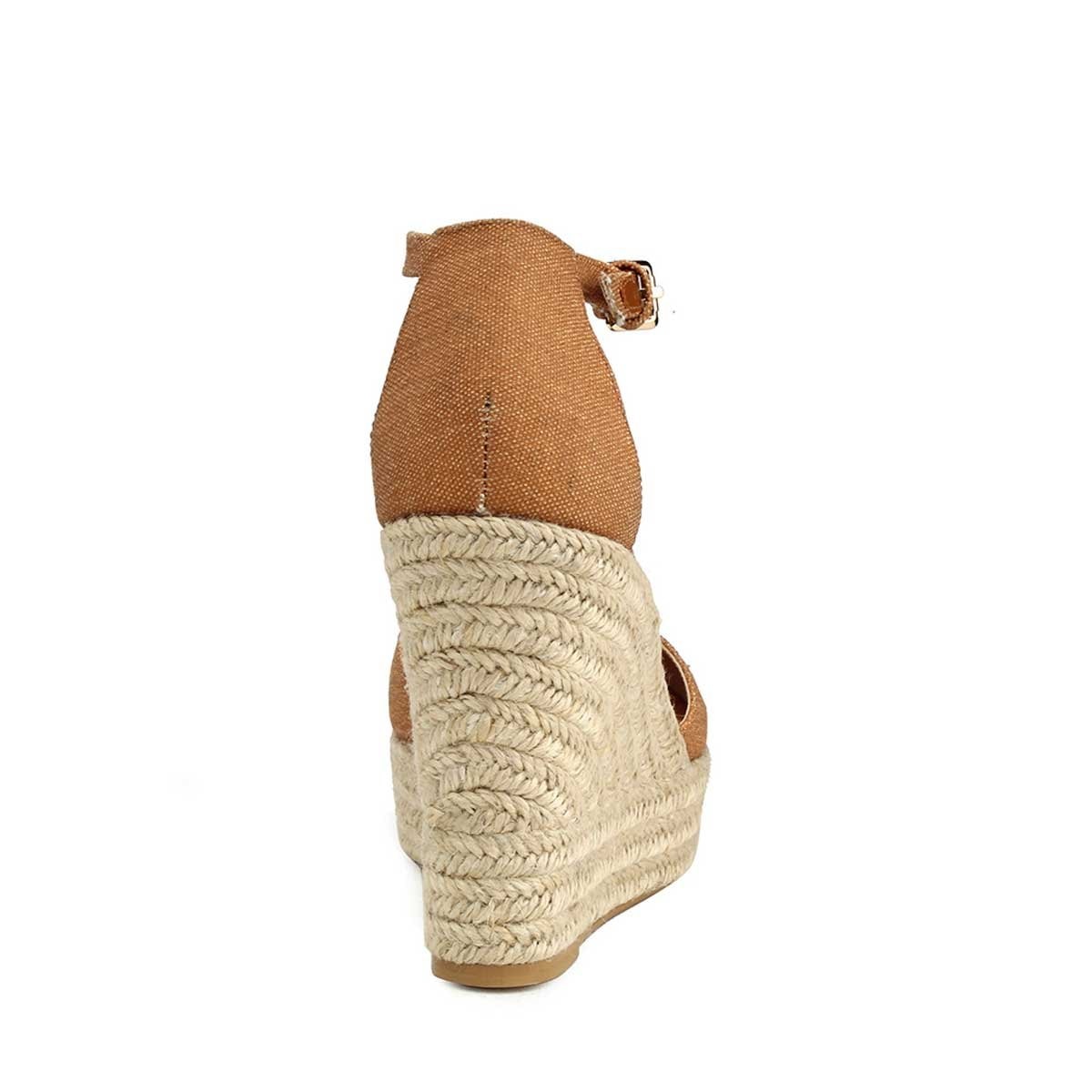 Sandalia Plataforma Básica en Yute Camel Cloe