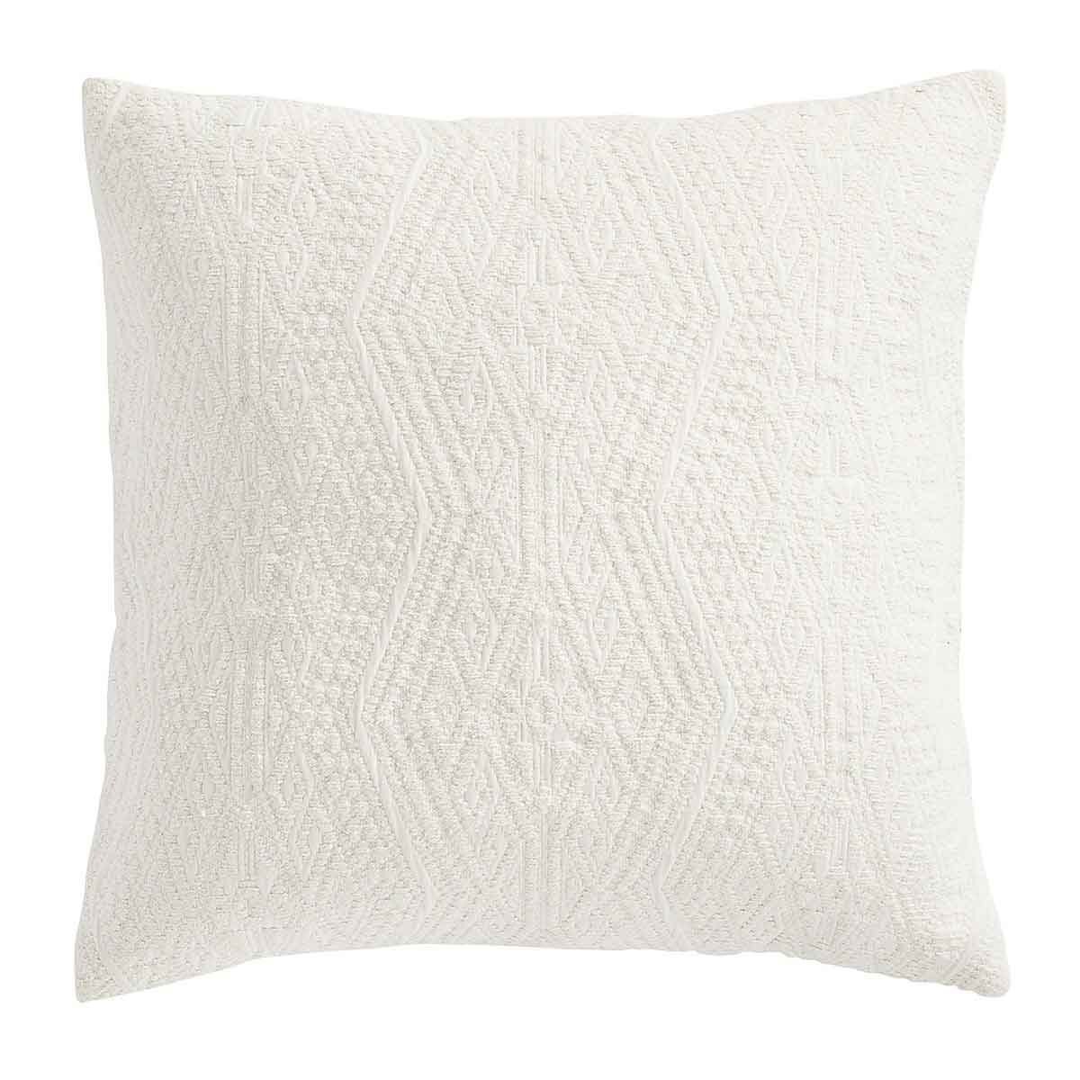 Cojín Kayla Washed Ivory Pier 1 Imports