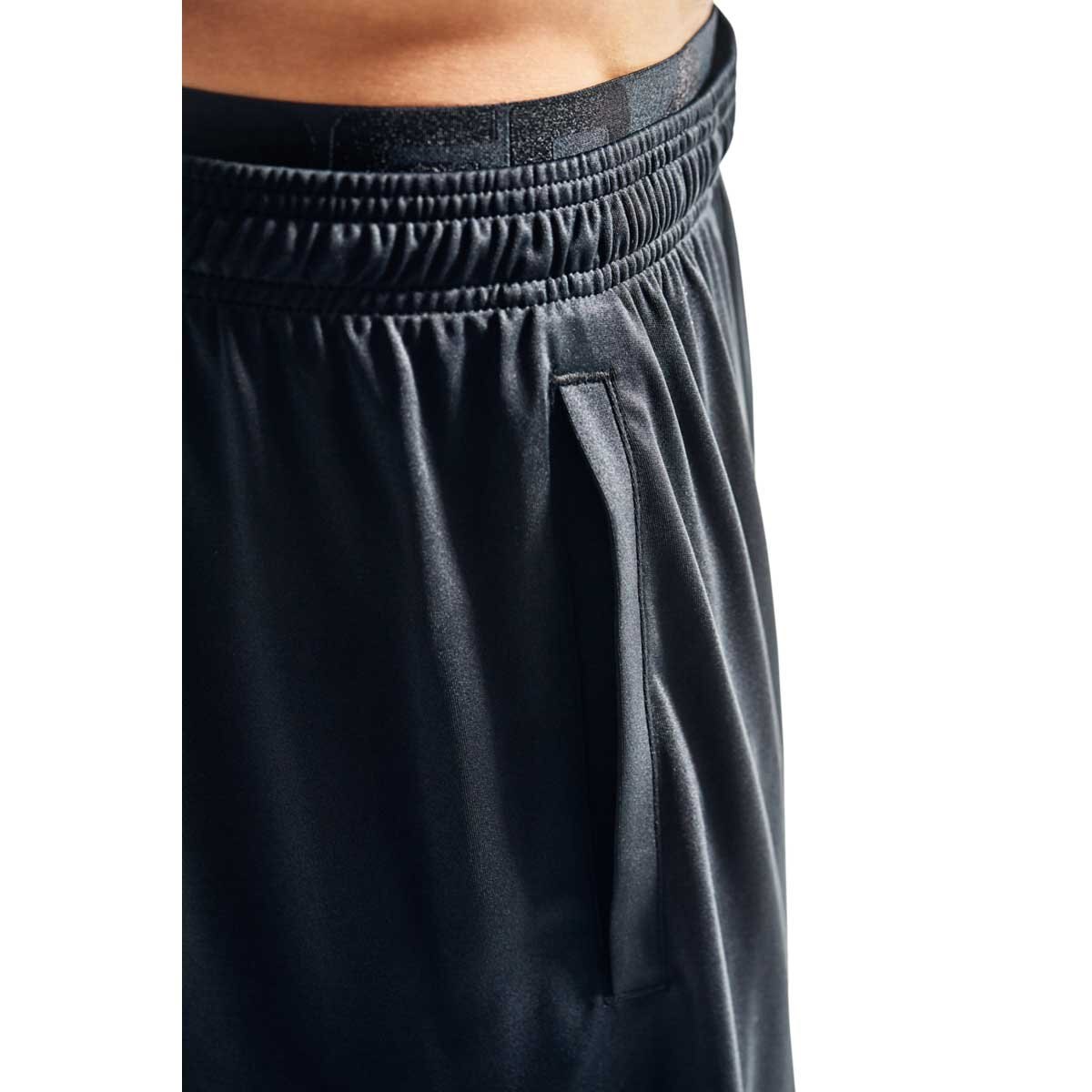 Short Negro Under Armour - Caballero