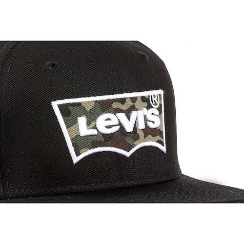 Gorra Levi's Flat Visor Snapback Color Negro