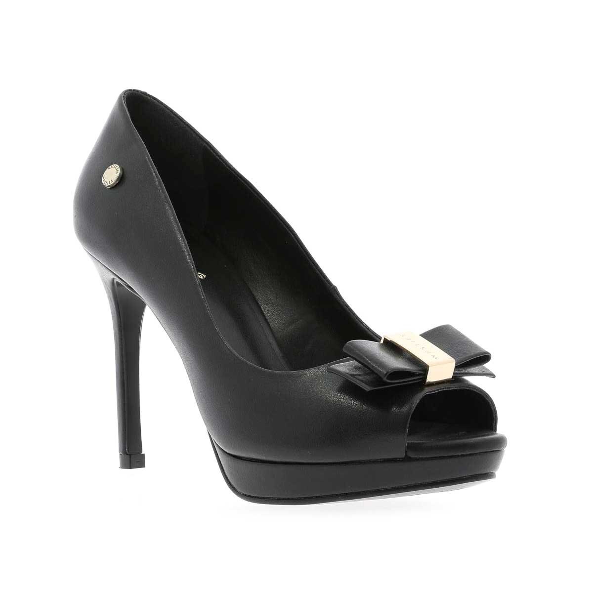 Zapatilla de Estilo Casual Color Negro Westies