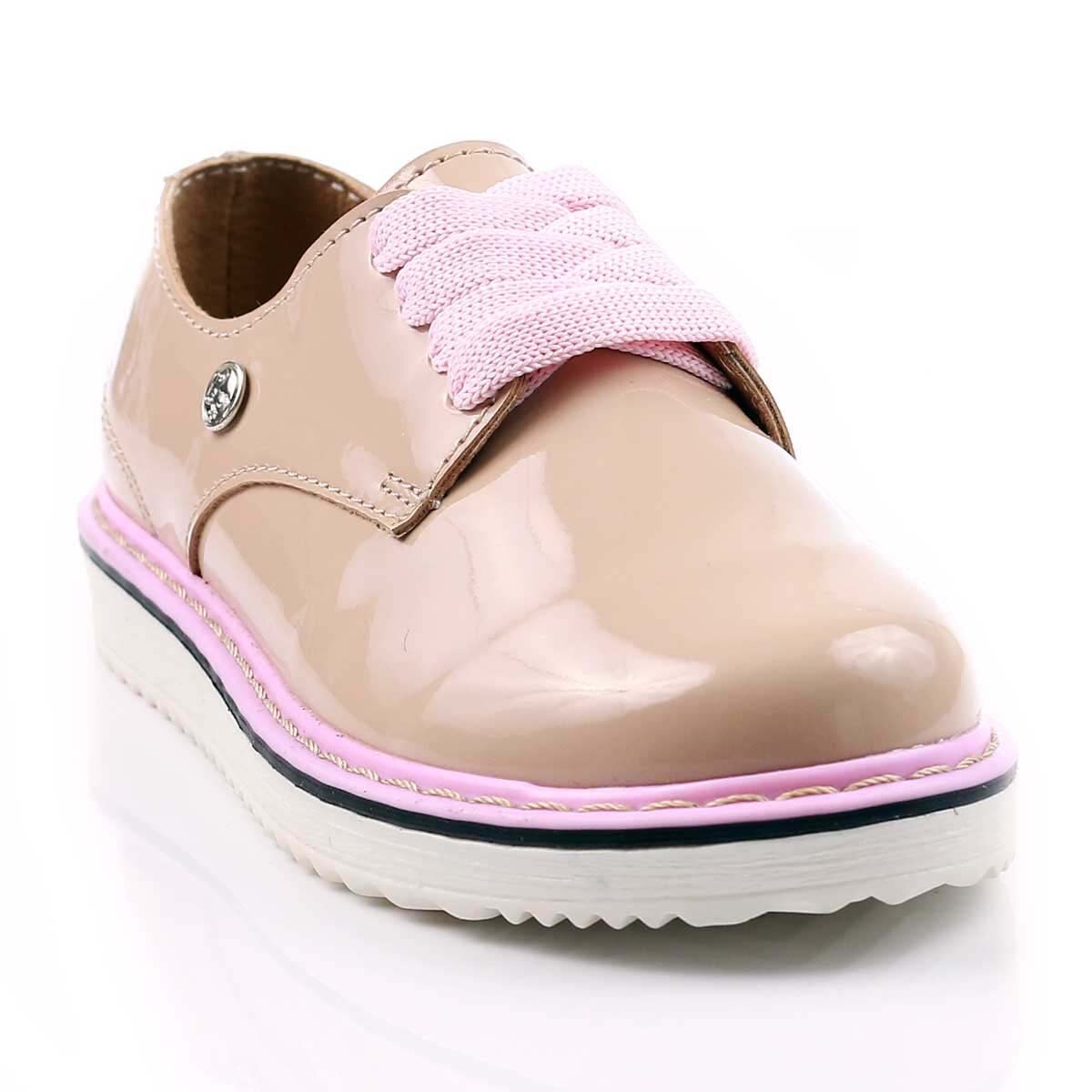 Choclo de Charol Beige con Agujeta Bubble Gummers para Niña
