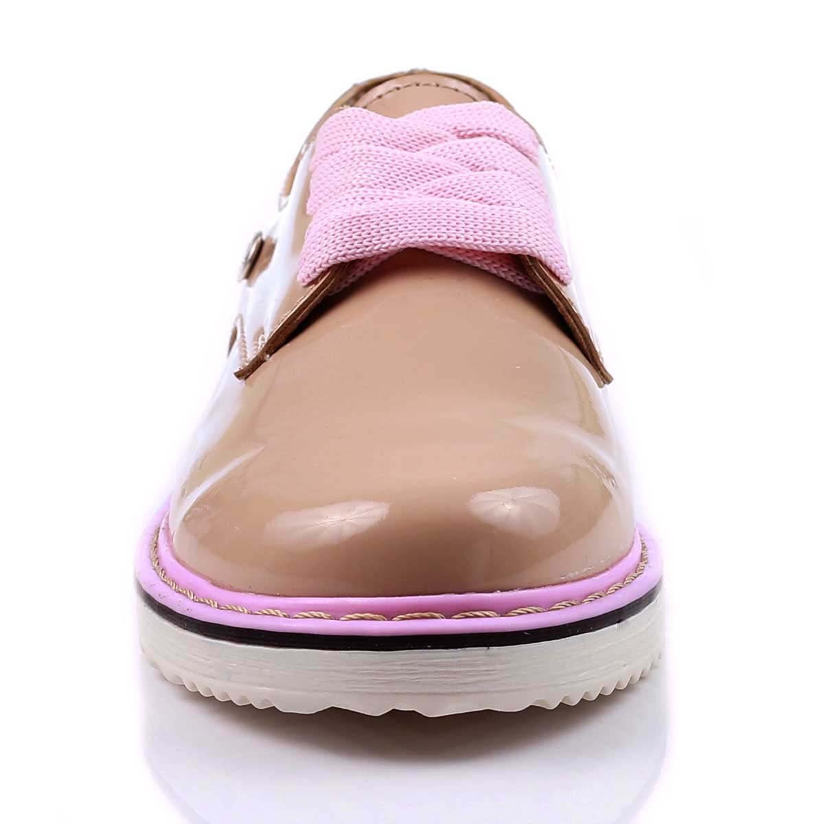 Choclo de Charol Beige con Agujeta Bubble Gummers para Niña