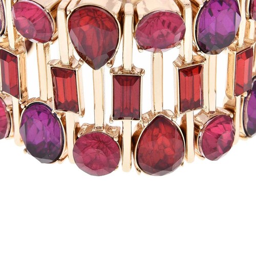 Brazalete Dorado de 3 Niveles con Resina en Tonos Rojo Alrededor Nine West