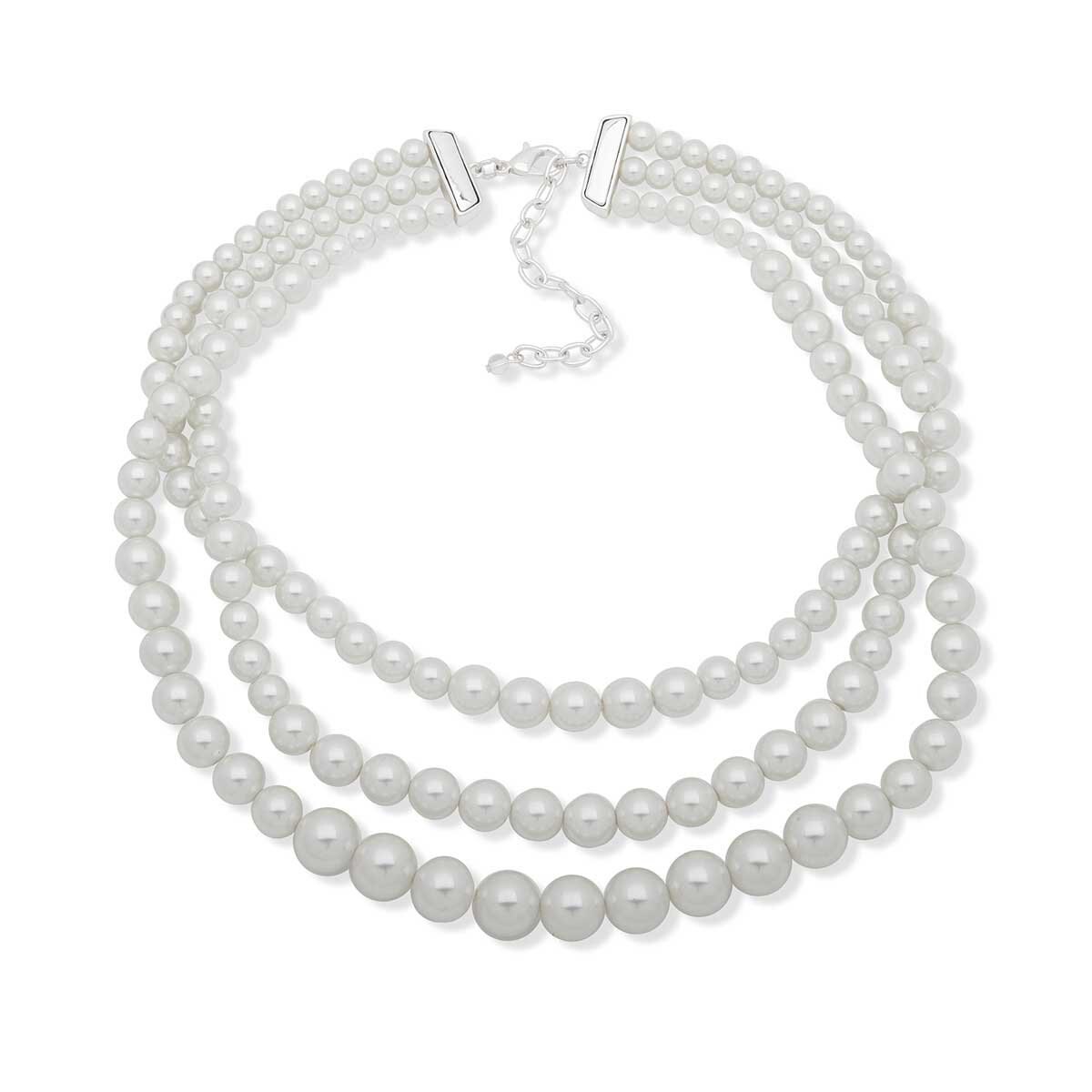 Collar Plateado de 3 Niveles con Perlas Alrededor You\'re Invited