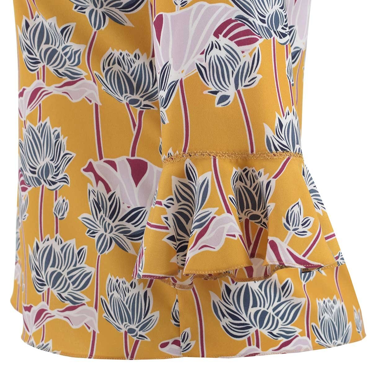 Blusa Multicolor Escote Redondo Manga 3/4 con Olan Tavata para Dama