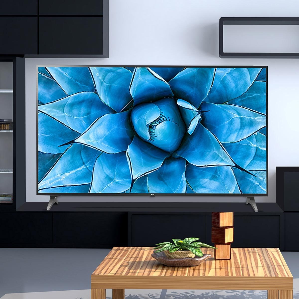 Pantalla 70" Uhd Tv Ai Thinq 4K 70Un7370Puc Lg